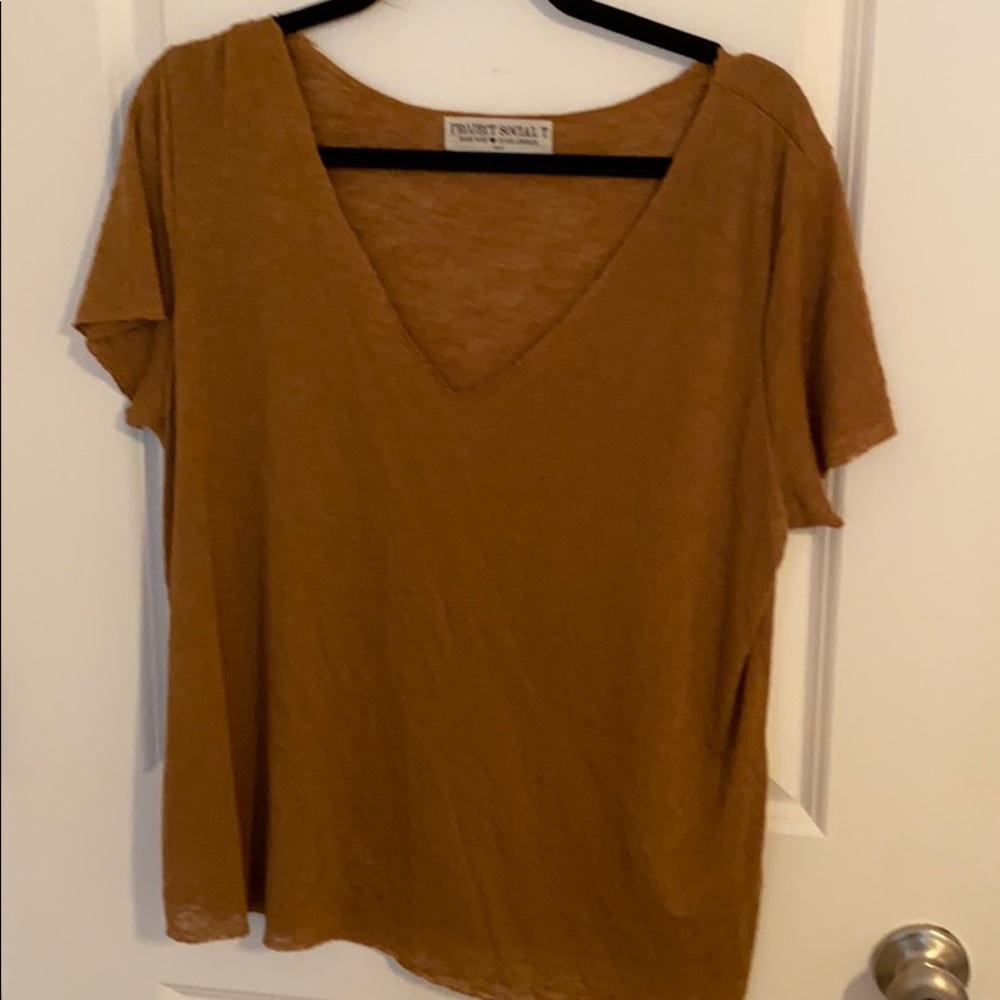 Camel top